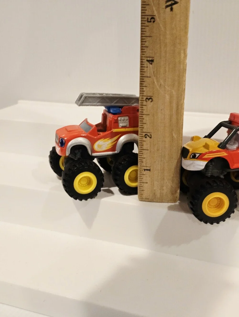 Blaze and the Monster Machines Diecast Rescue Series Set
